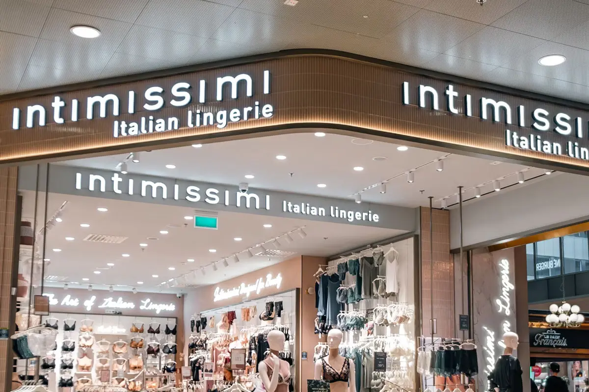 Intimissimi意缇迷丝密logo设计含义及内衣品牌设计理念-诗宸标志设计