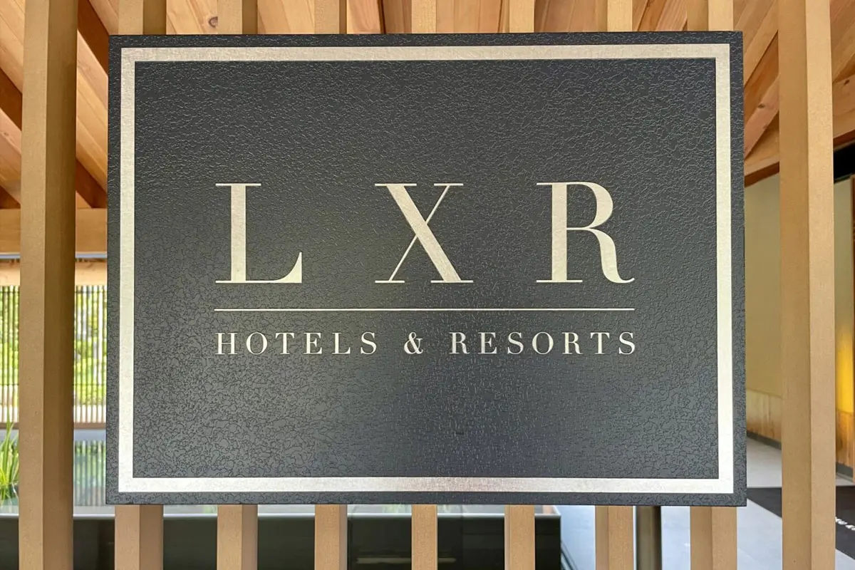 LXR酒店标志设计含义及酒店品牌设计理念 - logo9.net